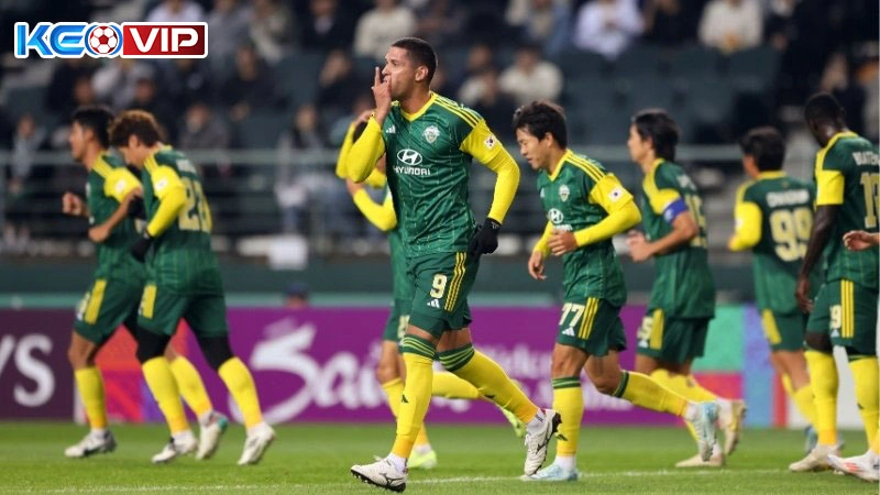 Jeonbuk Hyundai Motors là đội bóng 9 lần vô địch